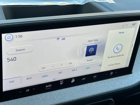 New 2026 Ford Maverick XLT image 18