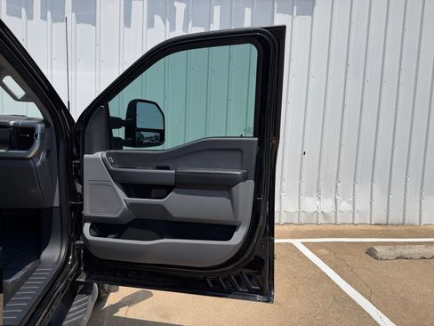 Used 2024 Ford F350 XLT AWD/4WD image 25