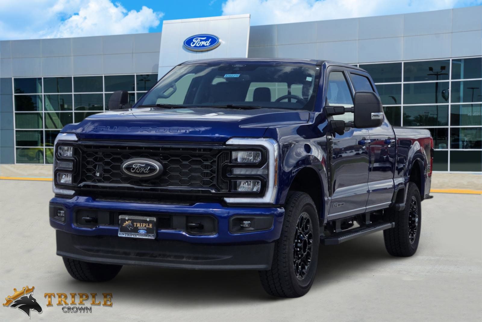 New 2026 Ford F250 XLT w/ XLT Premium Package AWD/4WD image 2