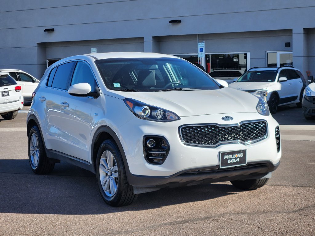Used 2017 Kia Sportage LX AWD/4WD image 3