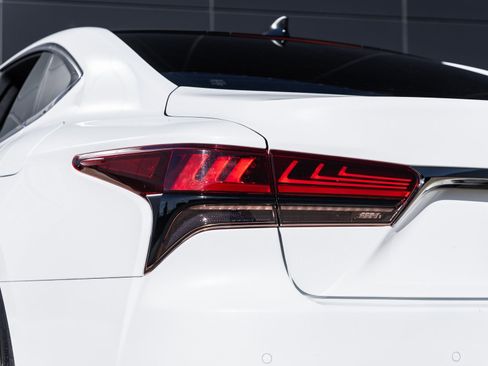 Used 2023 Lexus LS 500 F Sport image 13