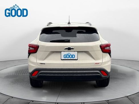 New 2026 Chevrolet Trax RS w/ Sunroof Package image 4