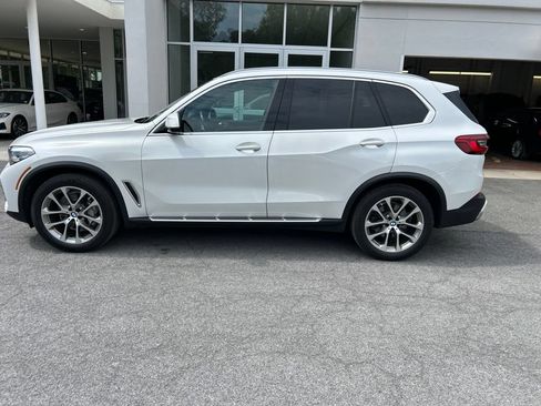 Used 2019 BMW X5 xDrive40i w/ Convenience Package AWD/4WD image 2