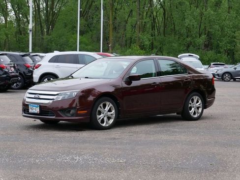 Used 2012 Ford Fusion SE FWD image 2