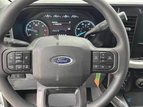 Used 2023 Ford F350 XLT w/ Snow Plow/Camper Package AWD/4WD image 17