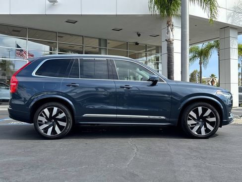 Certified 2023 Volvo XC90 T8 Ultimate w/ Lounge Package AWD/4WD image 6