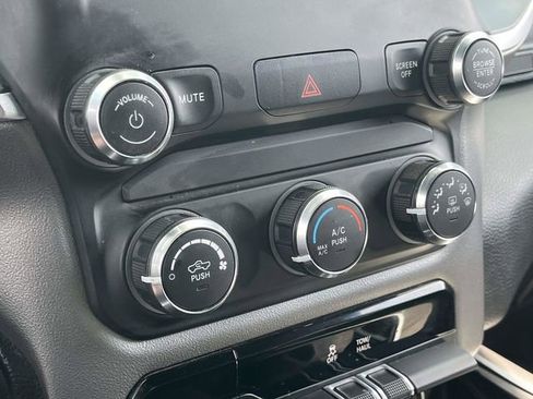 Used 2019 RAM 1500 Big Horn image 30