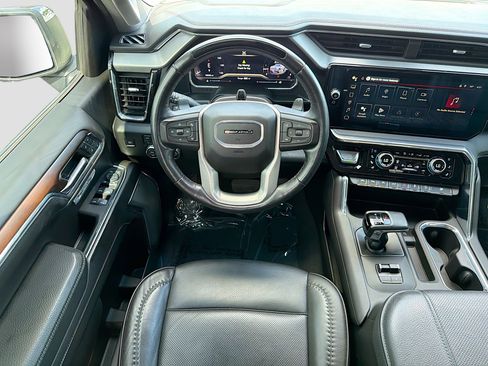 Used 2024 GMC Sierra 1500 Denali AWD/4WD image 15
