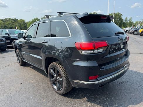 Used 2015 Jeep Grand Cherokee Overland AWD/4WD image 3