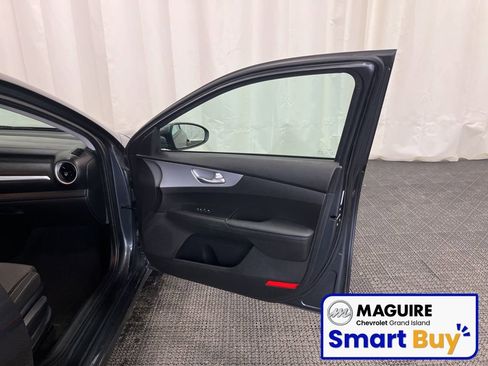 Used 2023 Kia Forte LXS image 17