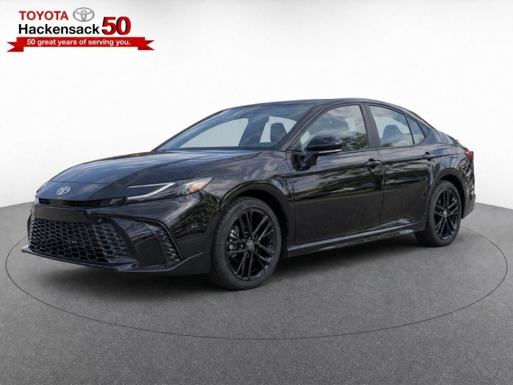 Used 2025 Toyota Camry SE w/ Convenience Package AWD/4WD image 34