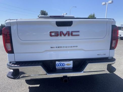 Used 2023 GMC Sierra 1500 SLE AWD/4WD image 4