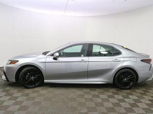 Used 2024 Toyota Camry XSE FWD image 6