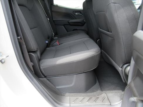 New 2026 GMC Canyon Elevation w/ Convenience Package RWD image 27