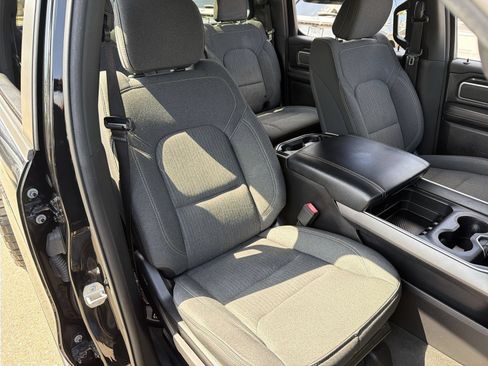 Used 2019 RAM 1500 Big Horn AWD/4WD image 29
