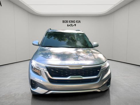Used 2023 Kia Seltos EX AWD/4WD image 8