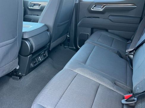 New 2026 GMC Sierra 1500 SLE AWD/4WD image 9