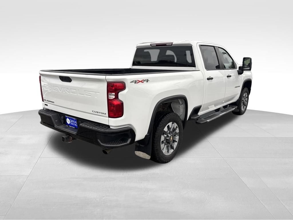 Used 2023 Chevrolet Silverado 2500 Custom w/ Custom Convenience Package AWD/4WD image 7