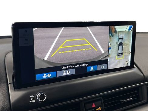 New 2026 Honda Pilot Touring image 22