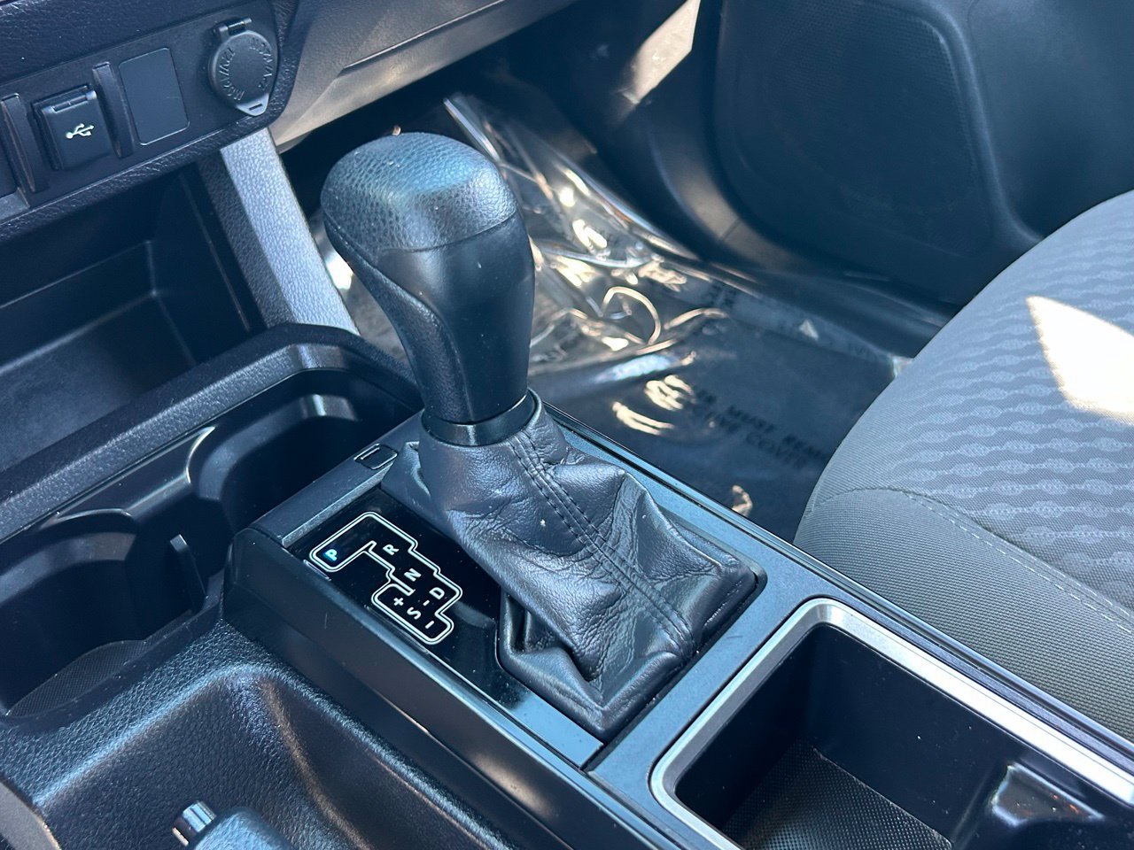 Used 2021 Toyota Tacoma SR RWD image 33
