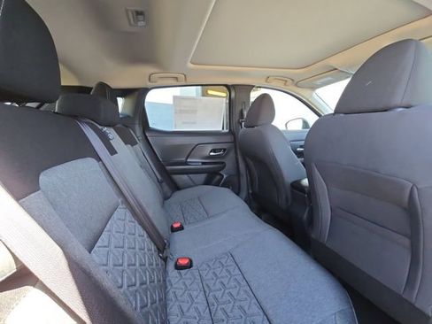 New 2026 Nissan Kicks SV image 27