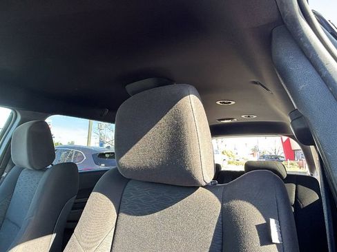 Used 2023 Dodge Durango SXT image 22