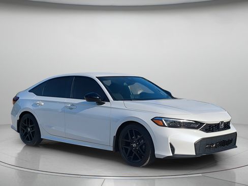 Used 2025 Honda Civic Sport image 38