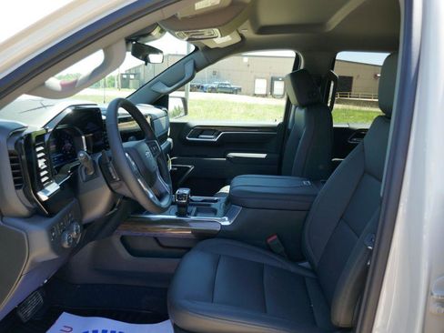 New 2026 Chevrolet Silverado 1500 RST w/ Convenience Package II AWD/4WD image 14