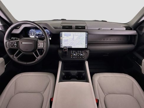 Used 2026 Land Rover Defender 110 X-Dynamic SE AWD/4WD image 9