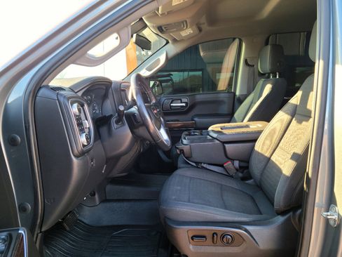 Used 2020 GMC Sierra 1500 Elevation w/ Elevation Value Package image 16