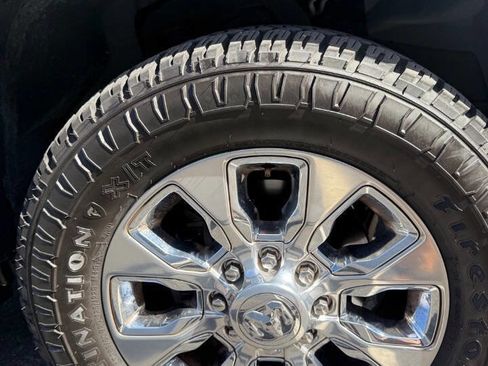 Used 2020 RAM 2500 Limited image 23