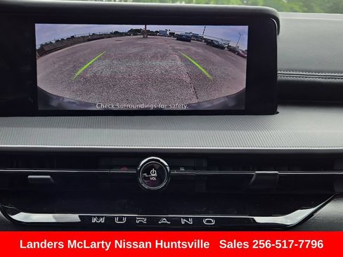 Used 2025 Nissan Murano SV AWD/4WD image 19