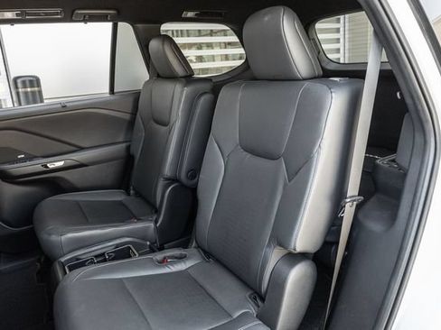 Used 2025 Lexus TX 500h AWD w/ Technology Package image 14