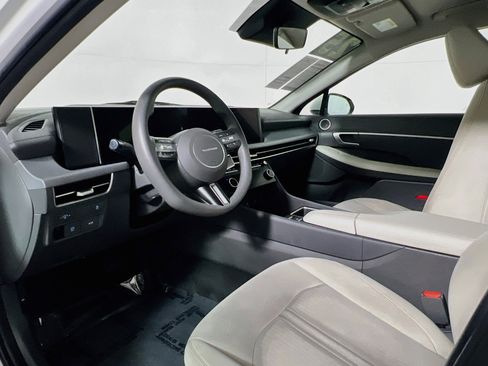 Used 2025 Hyundai Sonata SEL FWD image 30