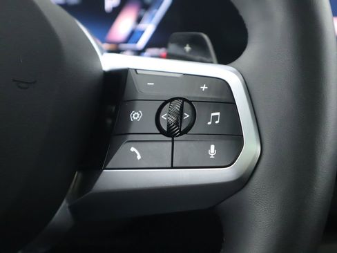 Certified 2025 BMW X2 xDrive28i image 12