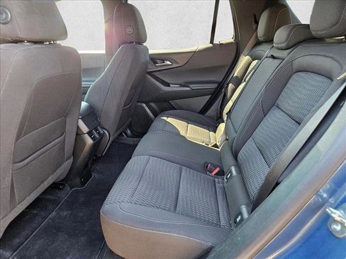 Used 2025 Chevrolet Equinox LT image 16