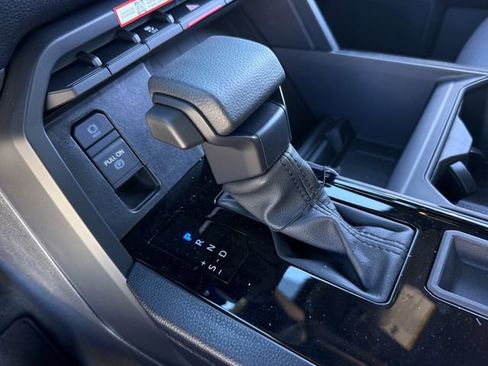 New 2026 Toyota Tundra SR image 18