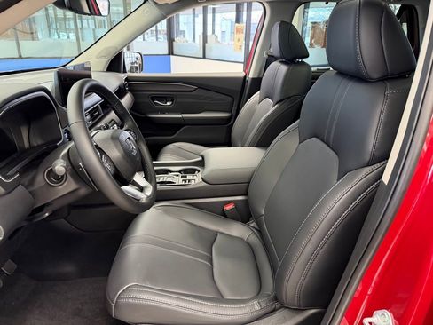 New 2026 Honda Pilot Touring image 11