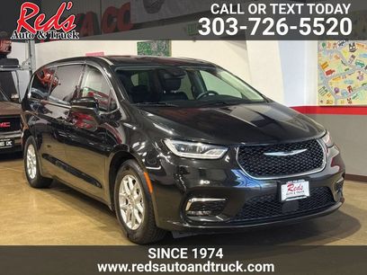 Used 2023 Chrysler Pacifica Touring-L