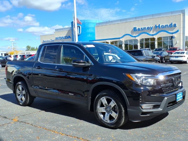 Certified 2025 Honda Ridgeline RTL image 3