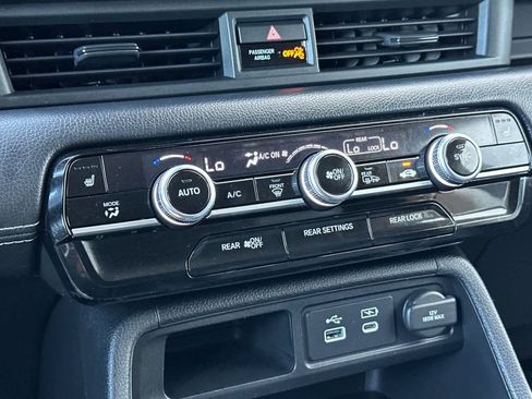 Certified 2023 Honda Pilot EX-L image 24