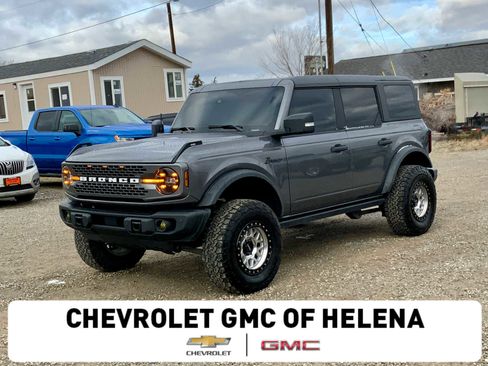 Used 2022 Ford Bronco Badlands image 1