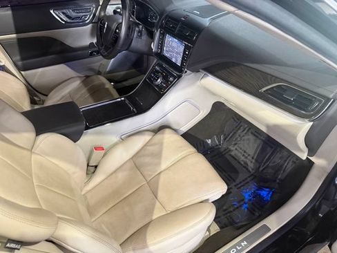 Used 2020 Lincoln Continental Reserve w/ Luxury Package AWD/4WD image 30