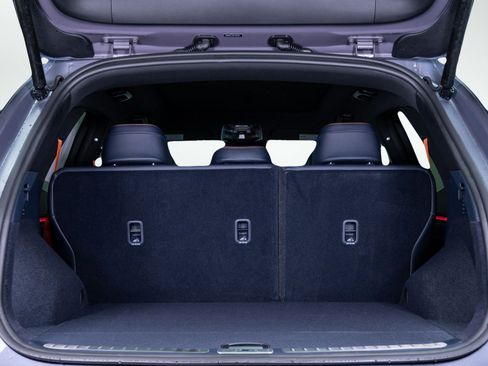 New 2026 Genesis GV70 2.5T Sport Prestige image 8