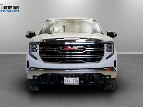 Used 2026 GMC Sierra 1500 SLT AWD/4WD image 3