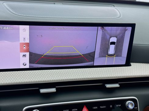 Used 2025 Genesis GV80 3.5T Prestige image 10