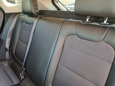 Used 2024 Chevrolet Trax LT image 21