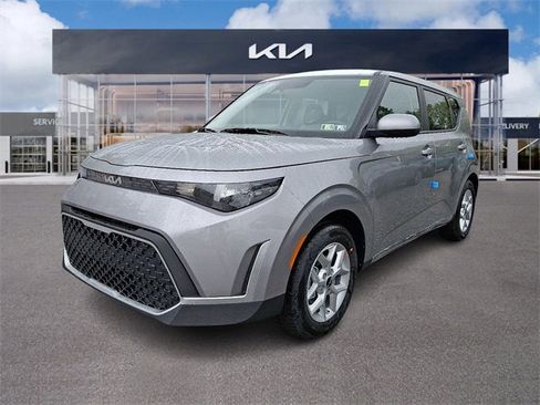 New 2025 Kia Soul LX w/ LX Technology Package image 2