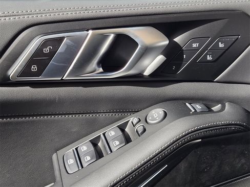 New 2026 BMW X5 xDrive50e w/ Executive Package image 24