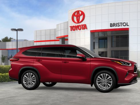 New 2026 Toyota Highlander Platinum AWD/4WD image 30